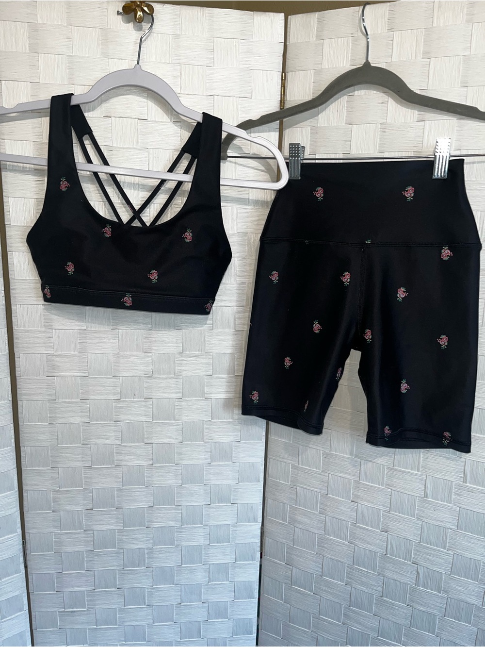 Spiritual Gangster Floral Studio Bra & High Waist Biker Shorts Set Size XS